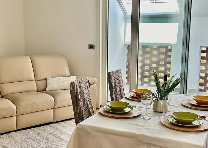 Apartamento Attico Del Duomo Historic Center & Free Wi-fi Asti