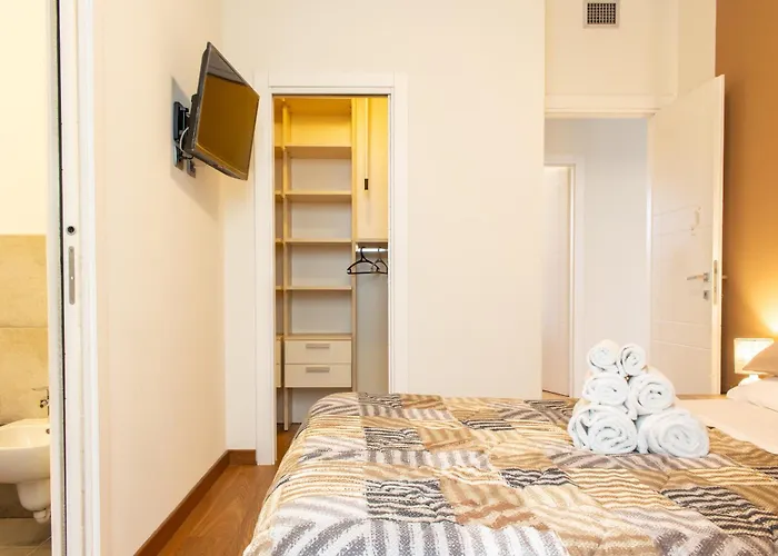 Attico Del Duomo Historic Center & Free Wi-fi Apartamento