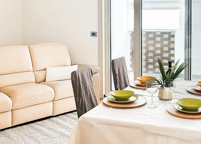 Apartamento Attico Del Duomo Historic Center & Free Wi-fi Asti